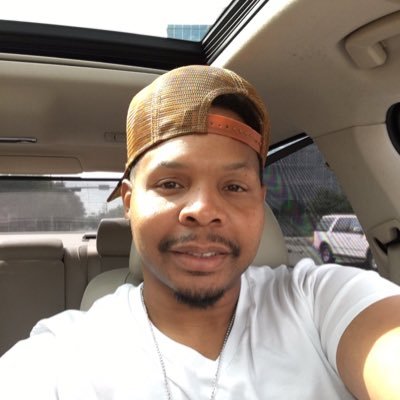 Profile Picture of Clarence Brooks (@CDotB10) on Twitter