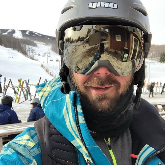 Bobby Laurencelle - Poshmark Profile Picture of Bobby Laurencelle (@laurenceller2) on Poshmark