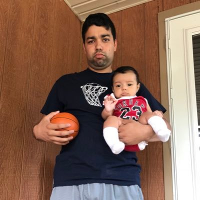 Profile Picture of Chris McLain (@chrismclain10) on Twitter