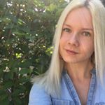 Profile Picture of Laura (@lara.bernathova) on Instagram