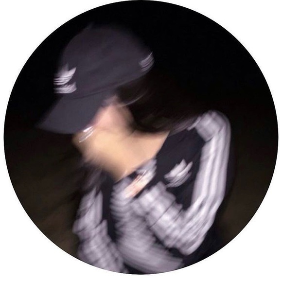 Vianney Alvarez - Poshmark Profile Picture of Vianney Alvarez (@vianneyalvarez) on Poshmark