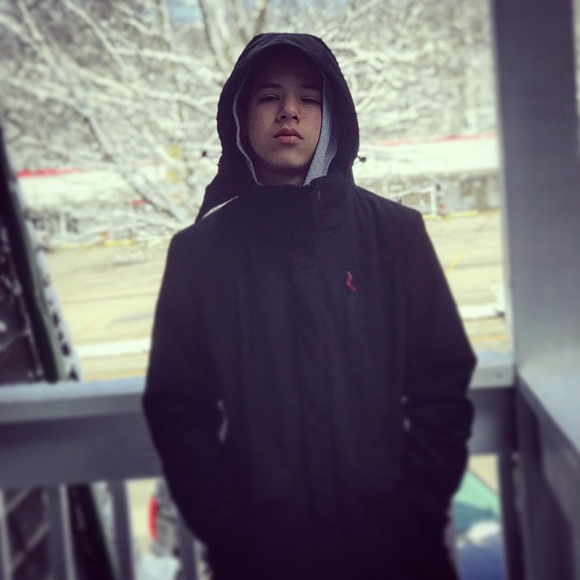 Profile Picture of Victor jose Silvera parra (@elatacapro) on Poshmark