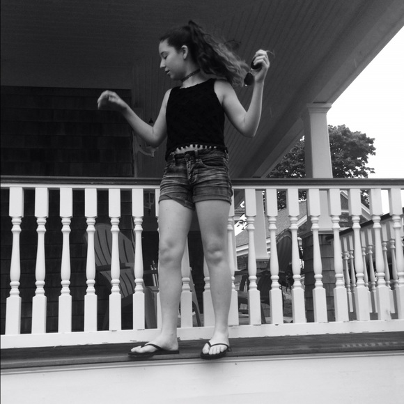 Profile Picture of Ava Danos (@avadanos) on Poshmark