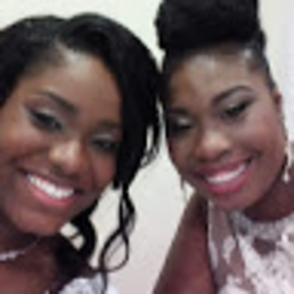 Profile Picture of Phenix Prosper (@phenixp) on Poshmark