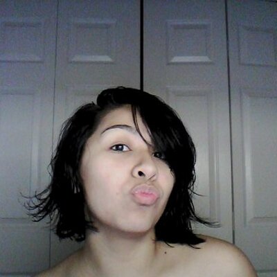 Profile Picture of Audra Burkett (@zumama25) on Twitter