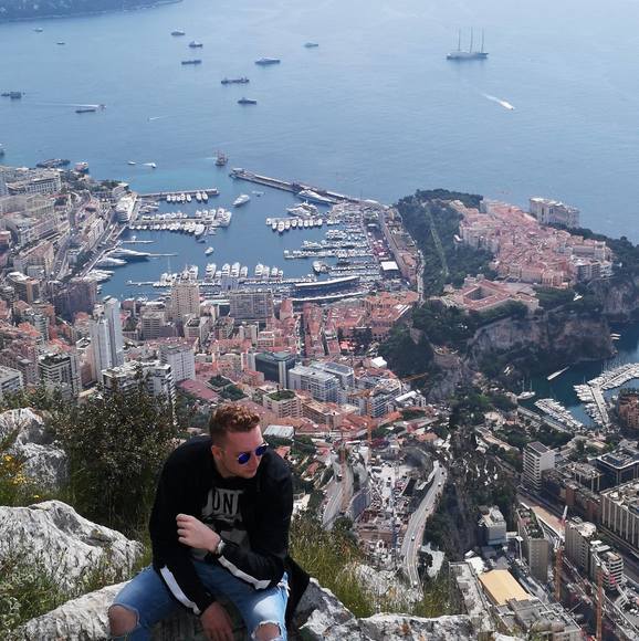 Profile Picture of Thomas St-laurent (@thomus799) on Poshmark