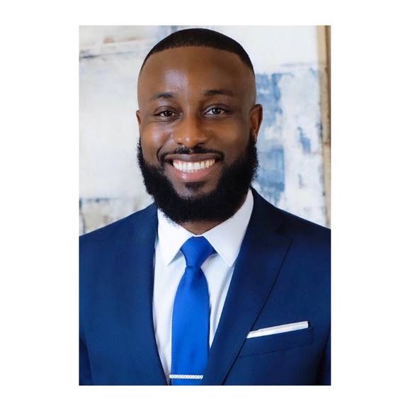 Profile Picture of Kelvin Okunonke (@kelvinok4) on Poshmark