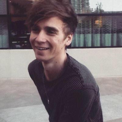 Profile Picture of Luna (@JoeSuggDenmark) on Twitter