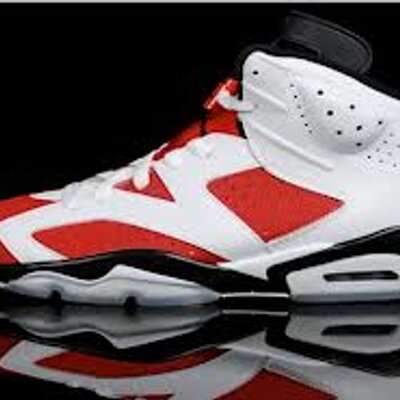 Profile Picture of Andi Cook (@andicook40) on Twitter