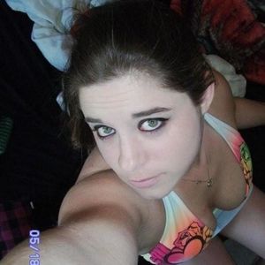 Profile Picture of Amber Woxell (@ilovemyboyfriendruss) on Myspace