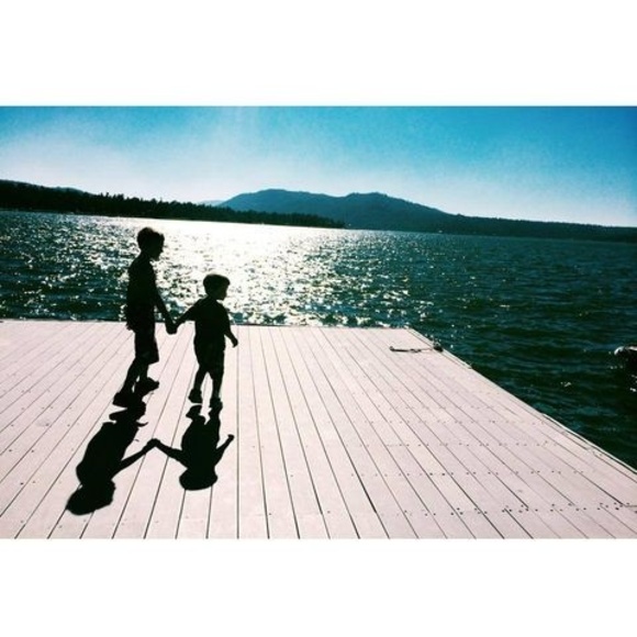 Profile Picture of Vivian Davidson (@vivian_davidson) on Poshmark