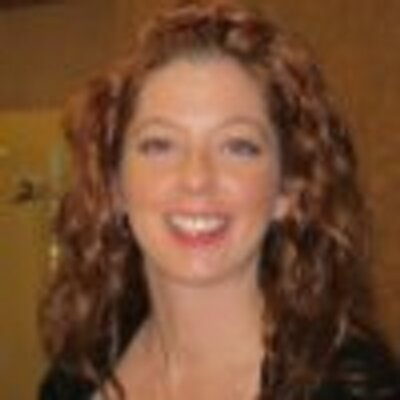 Profile Picture of Kiersten White (@KierFeeneyWhite) on Twitter