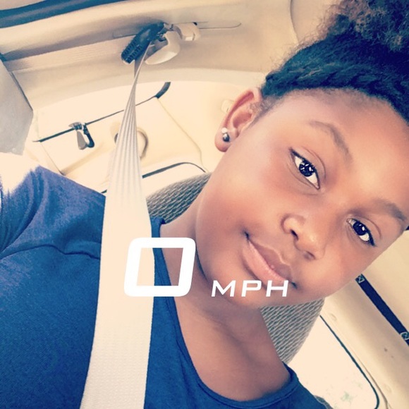 Profile Picture of Maya Robin (@maya122331) on Poshmark