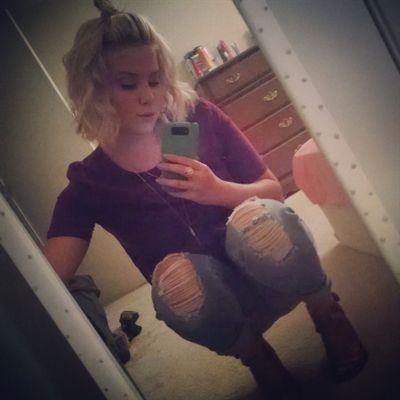 Profile Picture of Carissa Keller (@carissakeller) on Twitter