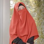 Profile Picture of jilbab bergo motif wolvis (@hijabsyandana_katalog) on Instagram