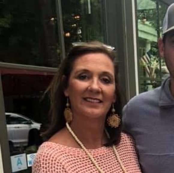 Profile Picture of Wendy Stack (@stackofbills) on Poshmark