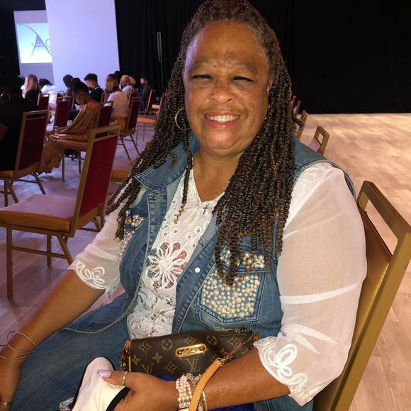 Profile Picture of Anita Plummer-robinson (@anitaplummer765) on Poshmark