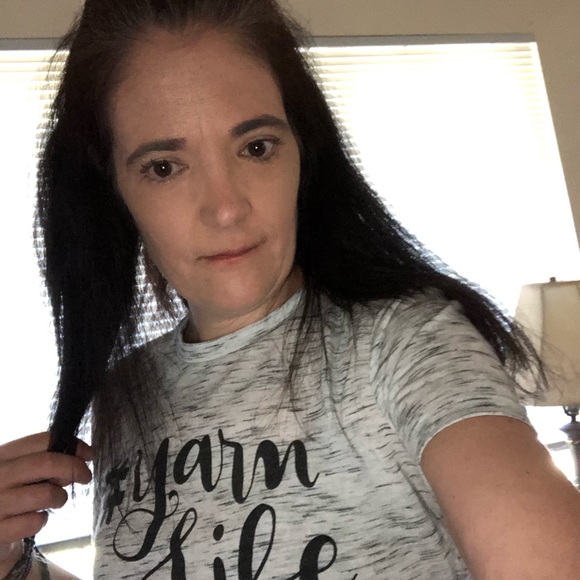 Profile Picture of Becky Jannenga (@bjannenga) on Poshmark