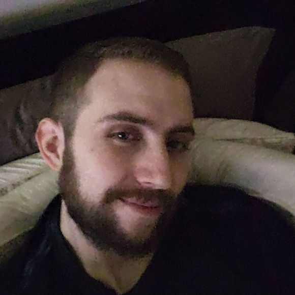 Profile Picture of Dylan Wall (@walldylan64) on Poshmark