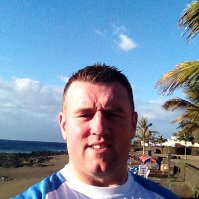 Profile Picture of Lee Squire (@squirex1x) on Twitter