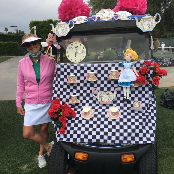 Profile Picture of Melanie Ziegler (@mrsmelski) on Poshmark