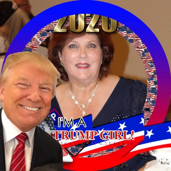 Profile Picture of Terrie Mogavero (@momoffour_62) on Poshmark