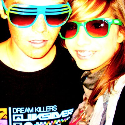 Profile Picture of Laura Martin (@JanDelayFreak) on Twitter