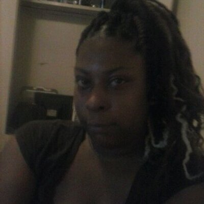 Profile Picture of Ashlee Andrews (@ashleea82) on Twitter