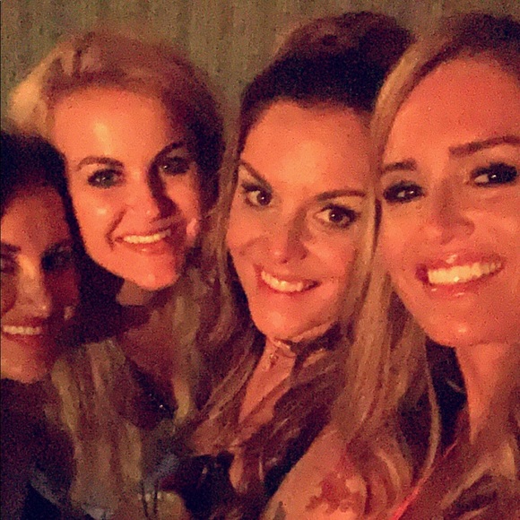 Profile Picture of Caroline Lumley (@clumley1) on Poshmark