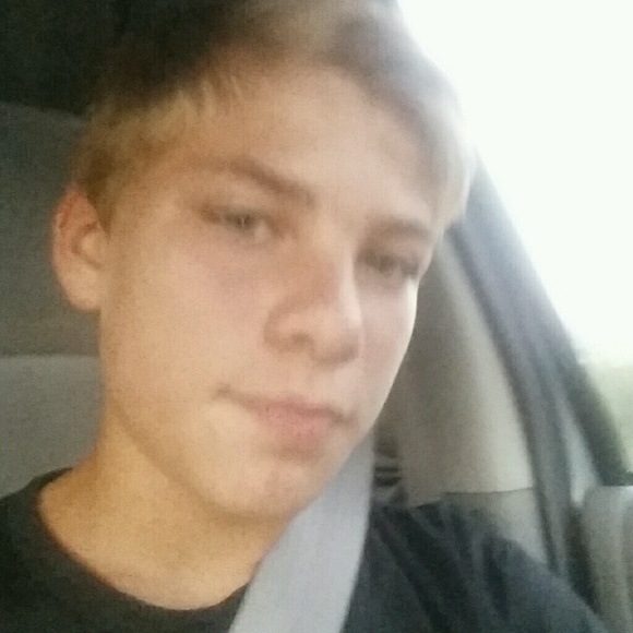 Profile Picture of Bryant Hosse (@bhlikes) on Poshmark