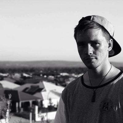 Profile Picture of Joshua Holdaway (@thatSolutionGuy) on Twitter