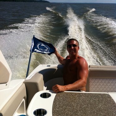 Profile Picture of Josh Sroka (@josh_sroka) on Twitter