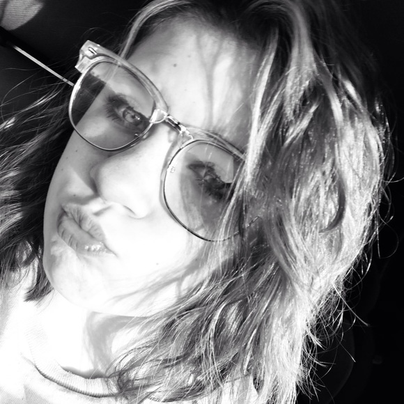 Profile Picture of Skyler Harrison (@skyler13201) on Poshmark