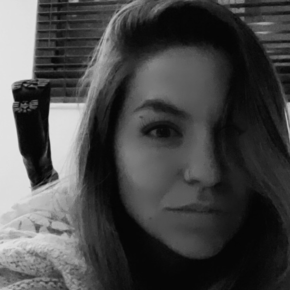 Lisbeth Magariños - Poshmark Profile Picture of Lisbeth Magariños (@lisbeth5552) on Poshmark