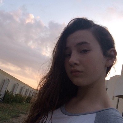 Profile Picture of Alyssa Schewaga (@toocoolforlulu) on Twitter