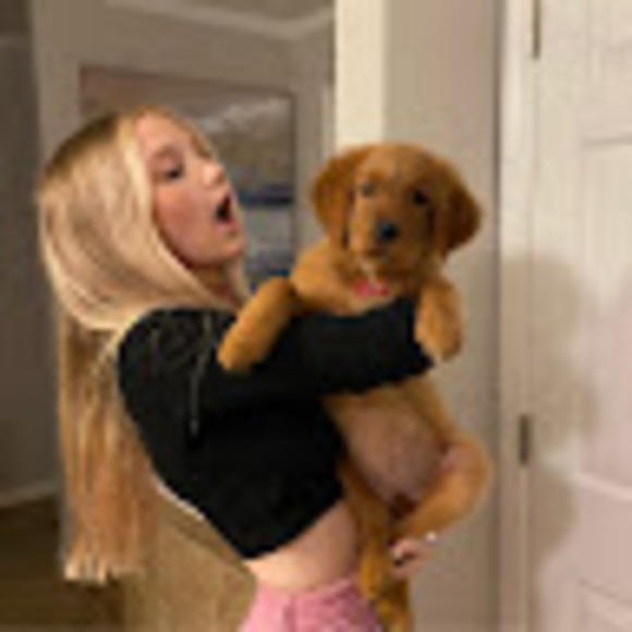 Abby Heekin - Poshmark Profile Picture of Abby Heekin (@aheekin) on Poshmark