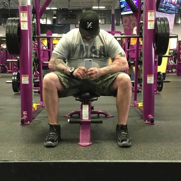 Profile Picture of Harold Lazier (@haroldlazier) on Poshmark