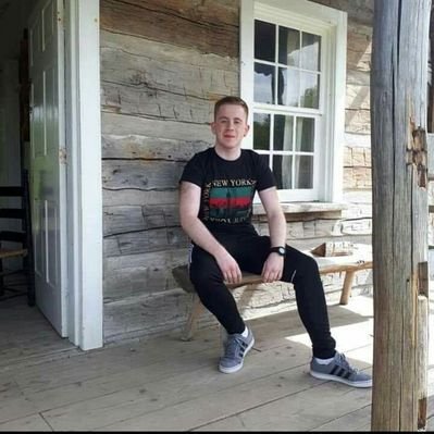 Profile Picture of Connor (@connorirwin2012) on Twitter