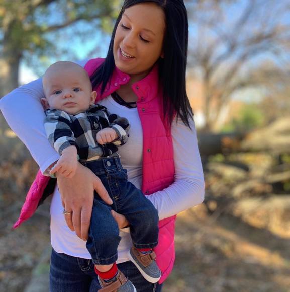 Profile Picture of Madison Troedel (@madison72292) on Poshmark