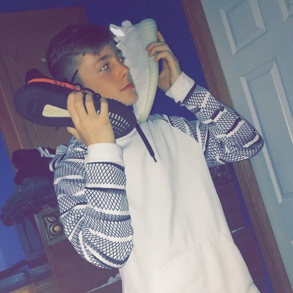 Profile Picture of Tristan Feighner (@tristanfeighner) on Poshmark