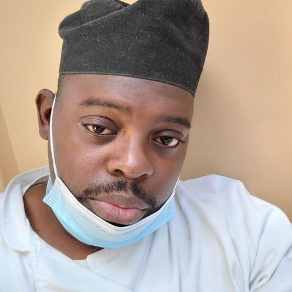 Profile Picture of Gregory Scott (@gregoryscott958) on Poshmark