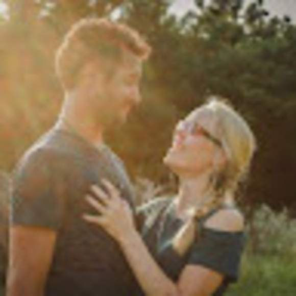 Profile Picture of Allison Yoder (@allisonrose766) on Poshmark