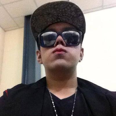 Profile Picture of Mike Reyes (@KristianMike22) on Twitter
