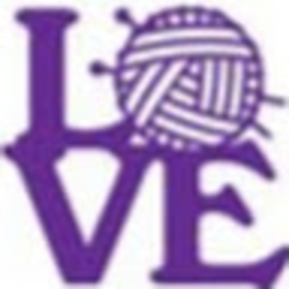 Profile Picture of Lisa Matthews (@lisamatthews865) on Poshmark