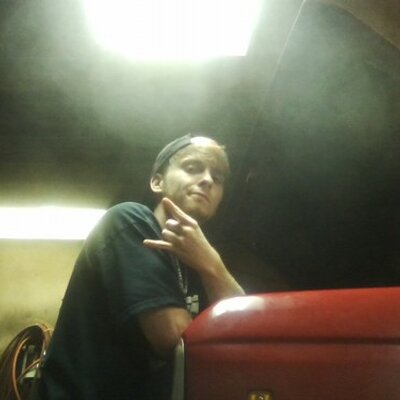 Profile Picture of Josh Caston (@INYAMOMMAHOUSE) on Twitter
