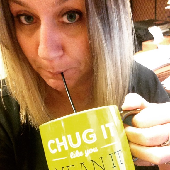 Profile Picture of Cindy Martens (@cindymartens) on Poshmark