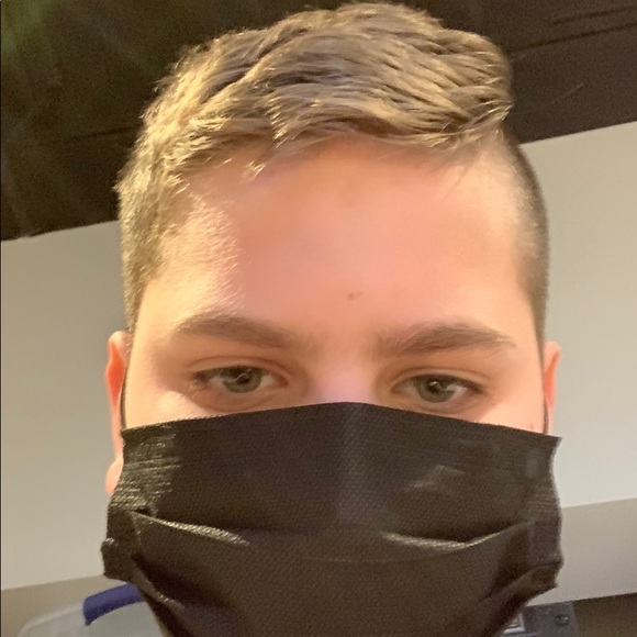 Profile Picture of Jax Sawhook (@jaxsawhook) on Poshmark