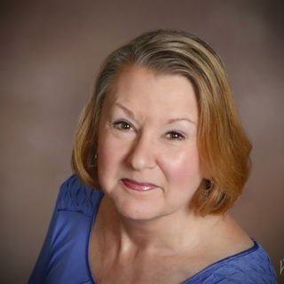 Profile Picture of Nancy Hollinger (@nahollin) on Twitter