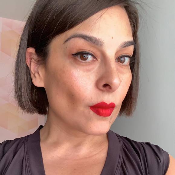 Profile Picture of Paola Alvarez (@luisapaola81) on Poshmark