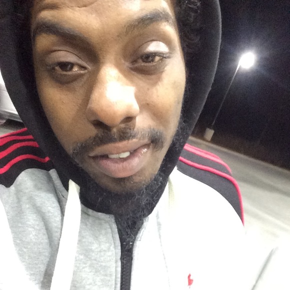 Profile Picture of Antonio Mack (@teemack052389) on Poshmark
